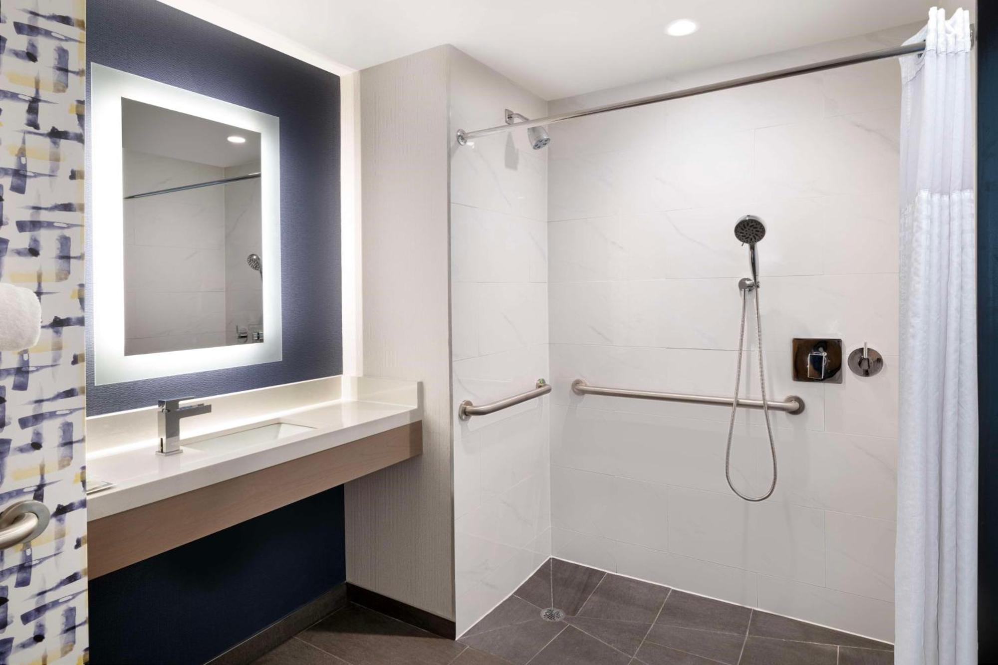 Doubletree By Hilton Long Island City, Ny Nova York Exterior foto